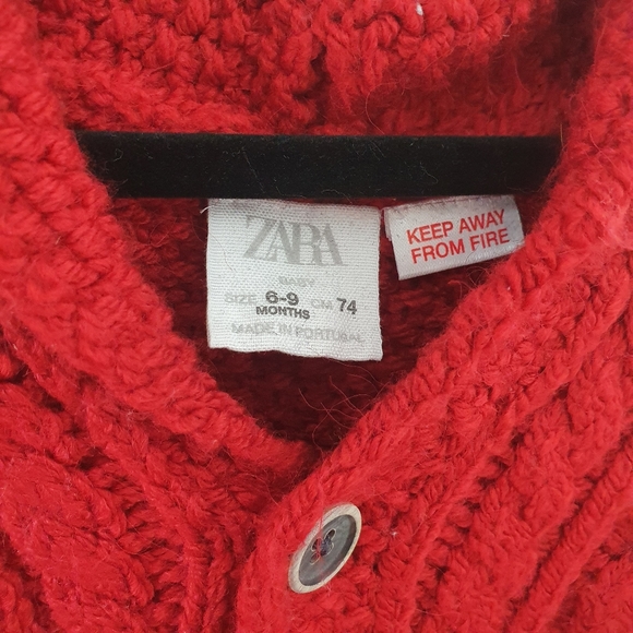 Zara Sweater 6-9 months - Picture 2 of 2